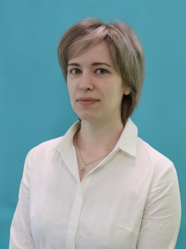 Кнаус Светлана Николаевна.