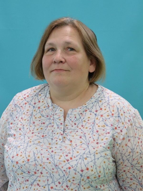 Крюкова Оксана Олеговна.